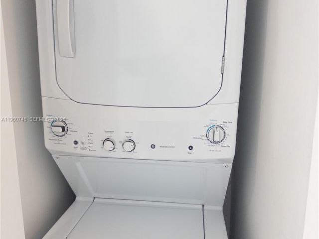 Apartment for sale  Unit #1701 - photo 7368479