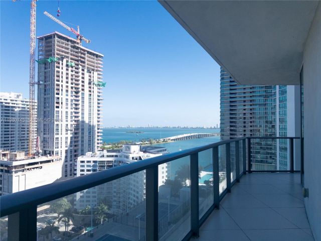 Apartment for sale  Unit #1701 - photo 7368482