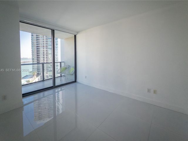 Apartment for sale  Unit #1701 - photo 7368488