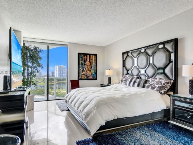 Apartment for sale  Unit #809 - photo 7366575