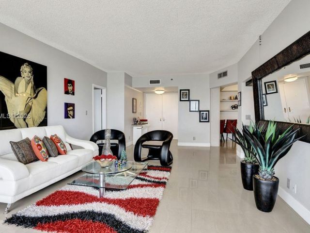 Apartment for sale  Unit #809 - photo 7366586