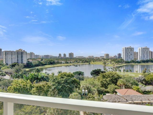 Apartment for sale  Unit #809 - photo 7366591