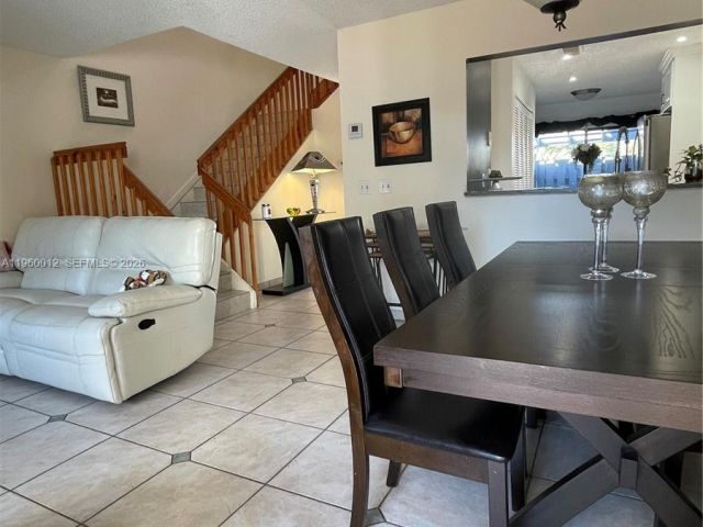 Home for rent at 1422 Amanda St 1422 - photo 7474165