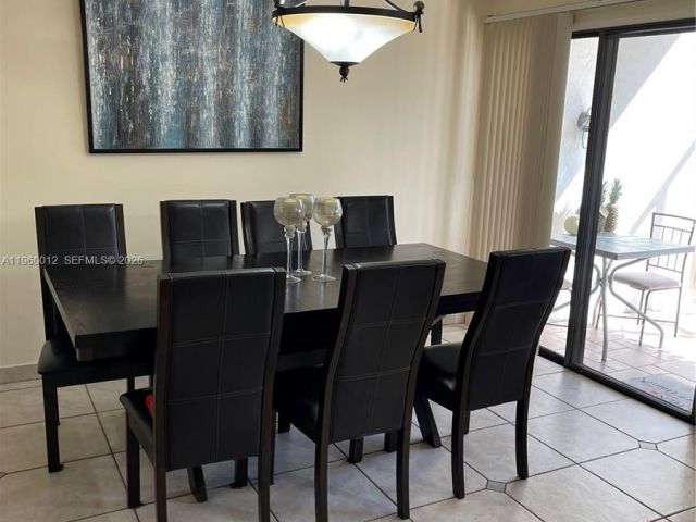 Home for rent at 1422 Amanda St 1422 - photo 7474173