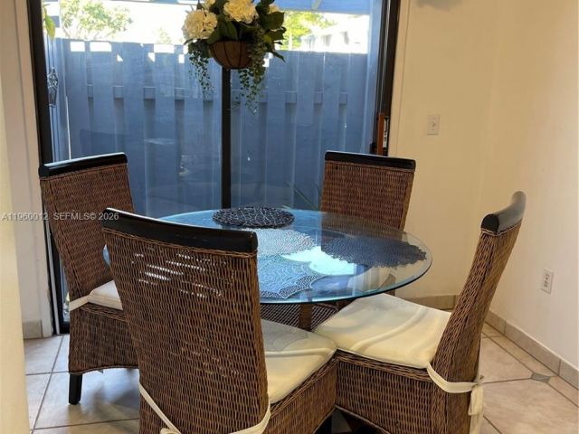 Home for rent at 1422 Amanda St 1422 - photo 7474185