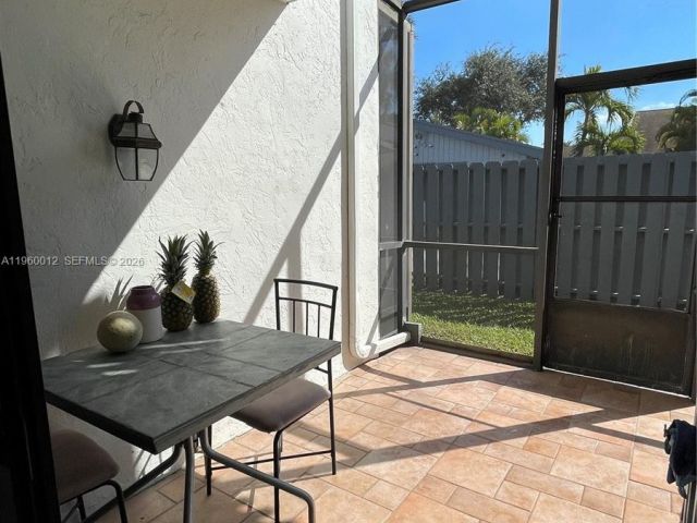 Home for rent at 1422 Amanda St 1422 - photo 7474189