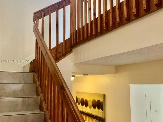 Home for rent at 1422 Amanda St 1422 - photo 7474191