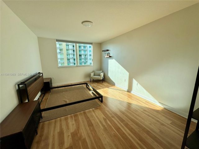 2-bedroom condo for rent in Hallandale Beach - 1755 E Hallandale Beach Blvd 708E - MondialRealty