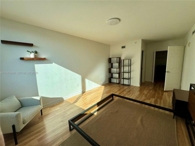 2-bedroom condo for rent in Hallandale Beach - 1755 E Hallandale Beach Blvd 708E - MondialRealty