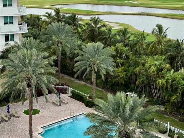 2-bedroom condo for rent in Hallandale Beach - 1755 E Hallandale Beach Blvd 708E - MondialRealty