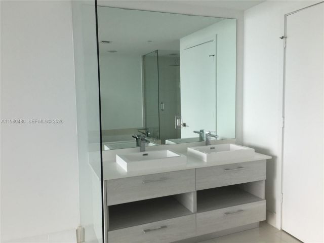 Apartment for rent  Unit #2303 - photo 7494607