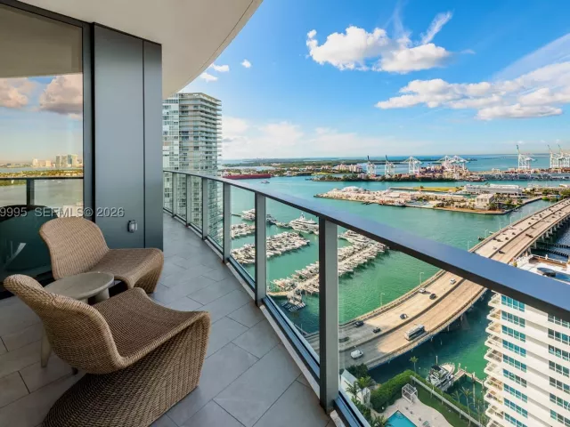 4-bedroom condo for sale in Miami Beach - 500 Alton Rd 2903 - MondialRealty