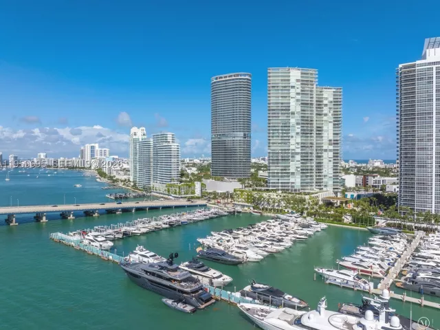 4-bedroom condo for sale in Miami Beach - 500 Alton Rd 2903 - MondialRealty