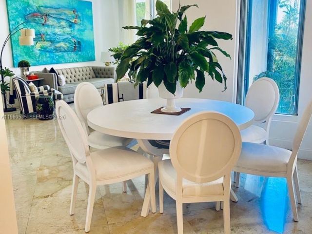 Apartment for rent  Unit # - photo 7368430