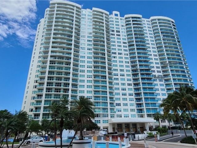 Apartment for sale  Unit #2303 - photo 7366571