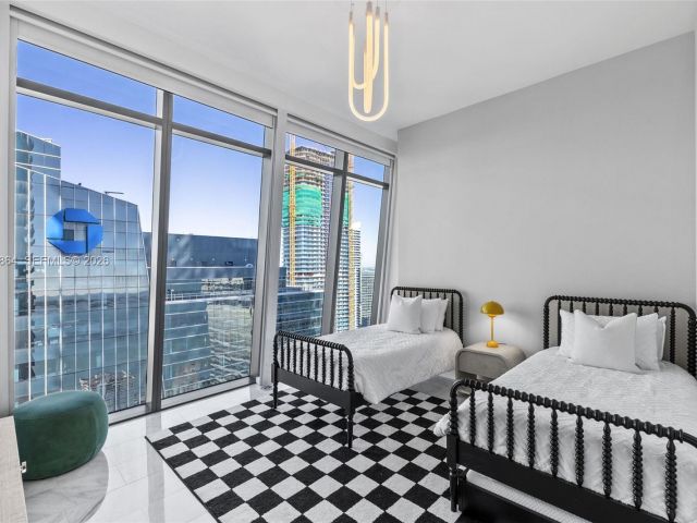 Apartment for sale  Unit #4401 - photo 7408505