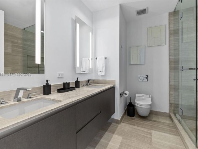 Apartment for sale  Unit #4401 - photo 7408509