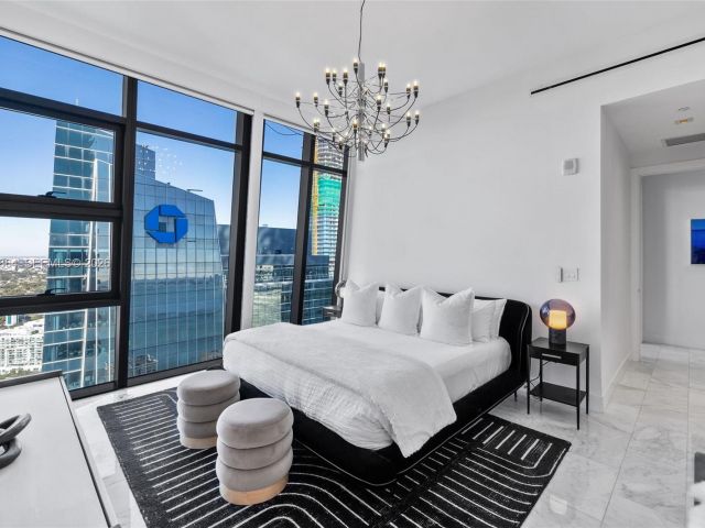 Apartment for sale  Unit #4401 - photo 7408512