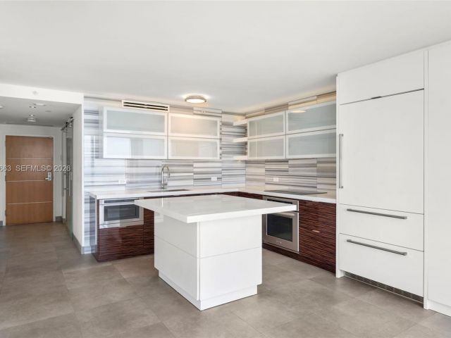 Apartment for sale  Unit #2006 - photo 7446745