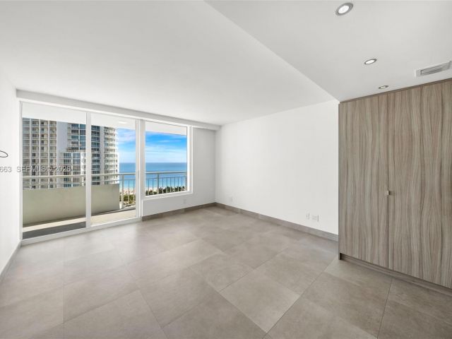 Apartment for sale  Unit #2006 - photo 7446750