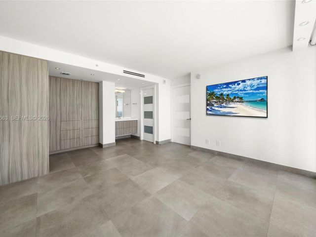 Apartment for sale  Unit #2006 - photo 7446751