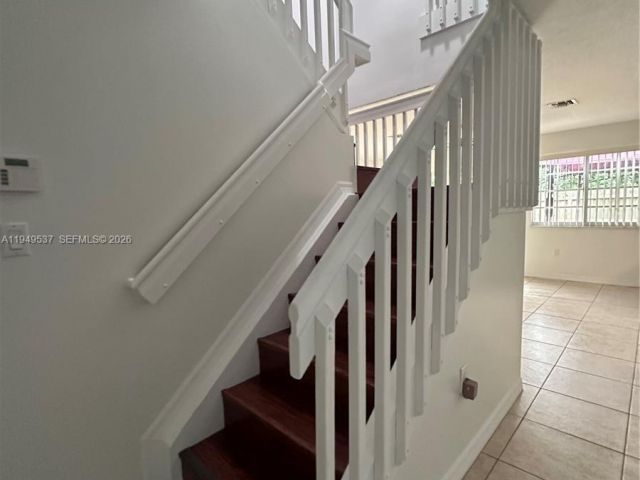 4-bedroom home for rent in Homestead - 14036 SW 260th St 102 - MondialRealty