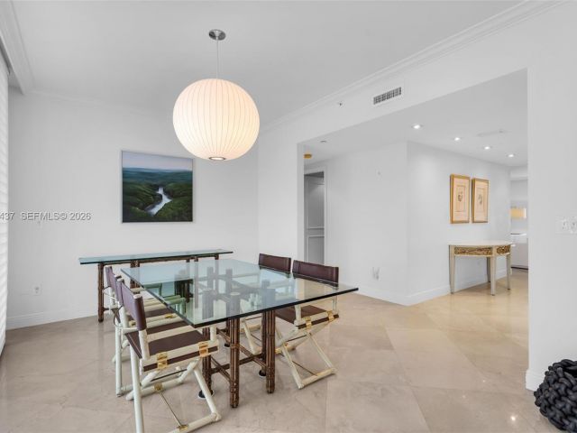 Apartment for rent  Unit #702 - photo 7368363