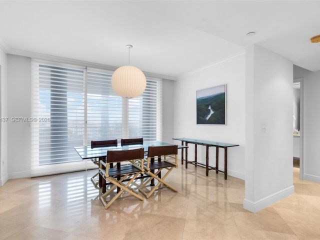 Apartment for rent  Unit #702 - photo 7368364