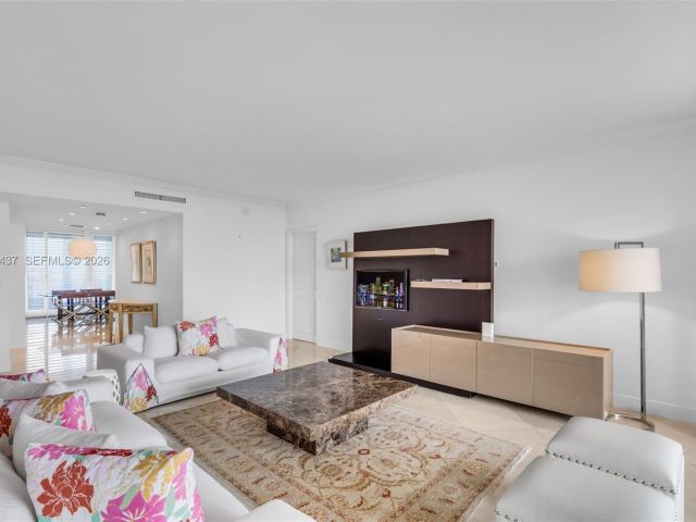 Apartment for rent  Unit #702 - photo 7368366