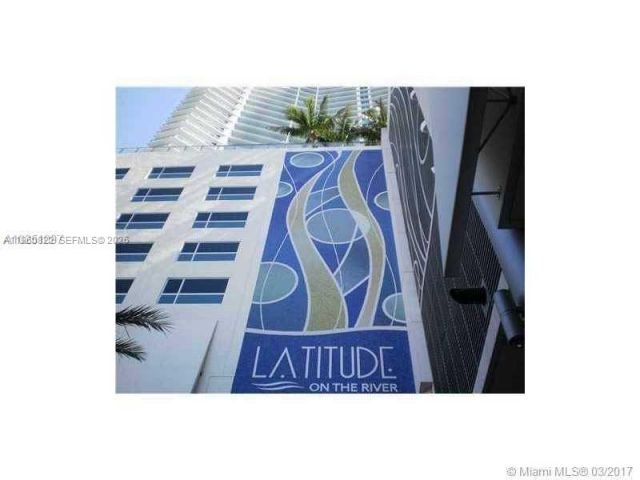 condo for rent in Miami - 185 SW 7th St 2306 - MondialRealty