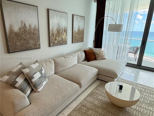 Apartment for rent  Unit #1703 - photo 7410966