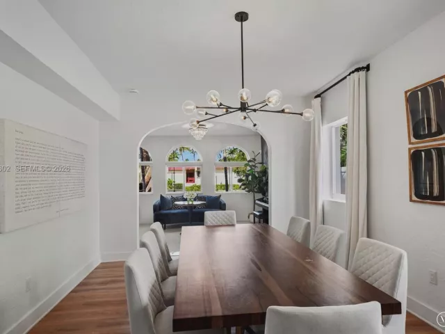 4-bedroom home for sale in Miami Beach - 5237 La Gorce Drive - MondialRealty