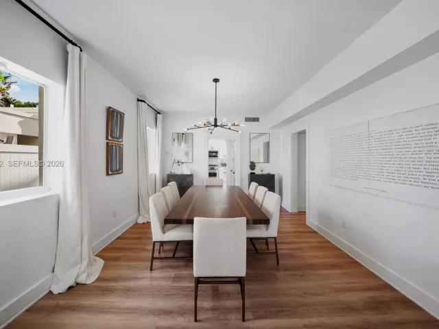 4-bedroom home for sale in Miami Beach - 5237 La Gorce Drive - MondialRealty