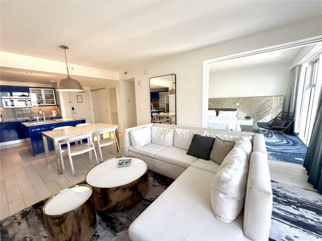 Apartment for sale  Unit #704 - photo 7368766