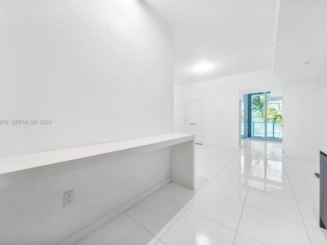 Apartment for sale  Unit #204 - photo 7368189