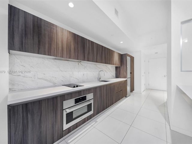 Apartment for sale  Unit #204 - photo 7368190