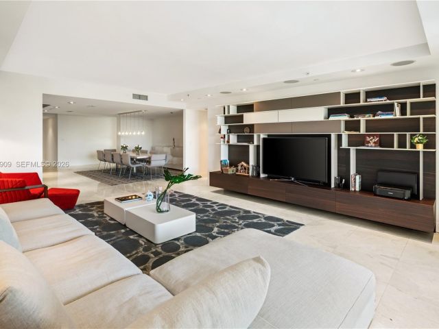 Apartment for rent  Unit #306 - photo 7412561