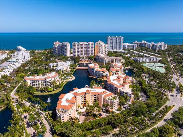 Apartment for rent  Unit #306 - photo 7412565