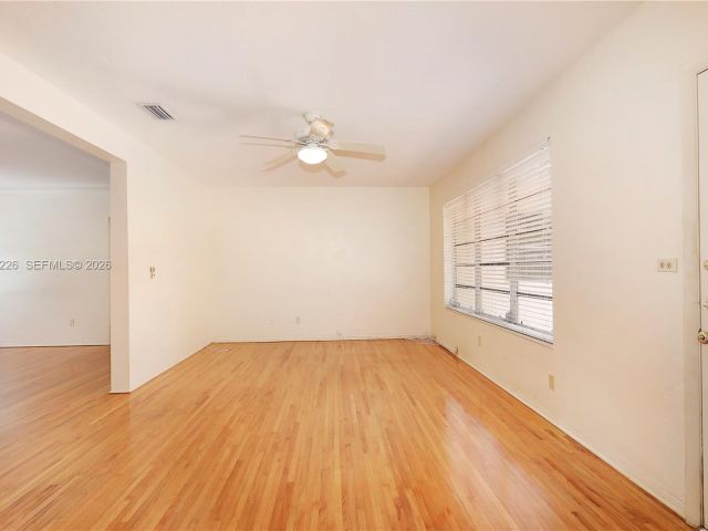 Home for rent at 5610 San Vicente St - photo 7366599