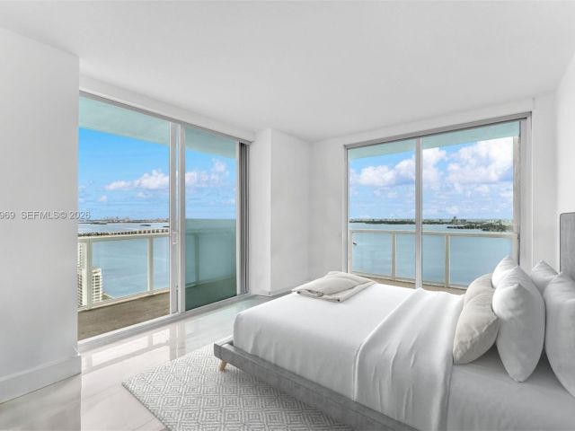 Apartment for sale  Unit #3202 - photo 7405000