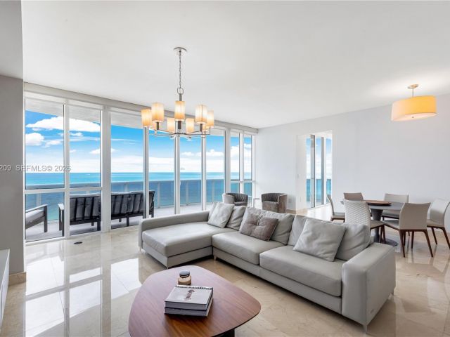 Apartment for sale  Unit #1201 - photo 7427869