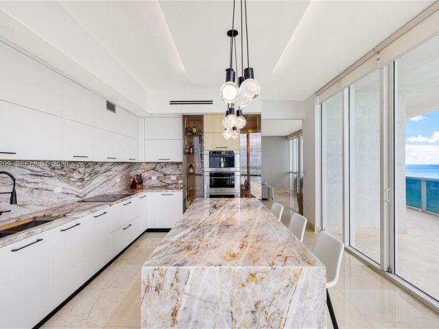 Apartment for sale  Unit #1201 - photo 7427873