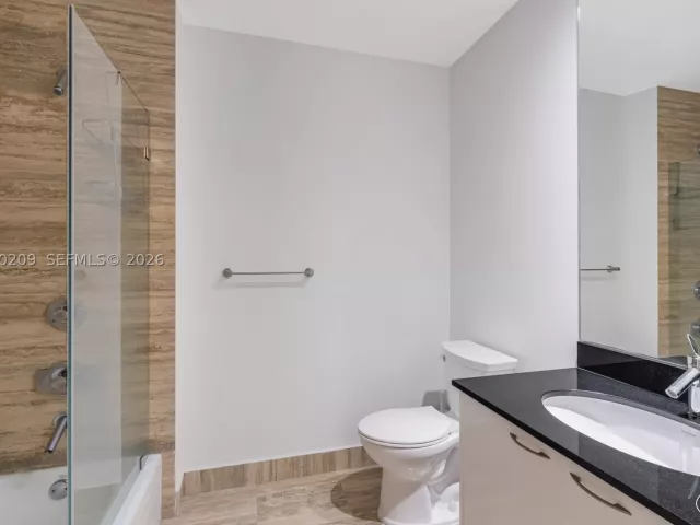 3-bedroom condo for sale in Sunny Isles Beach - 16001 Collins Ave 1201 - MondialRealty