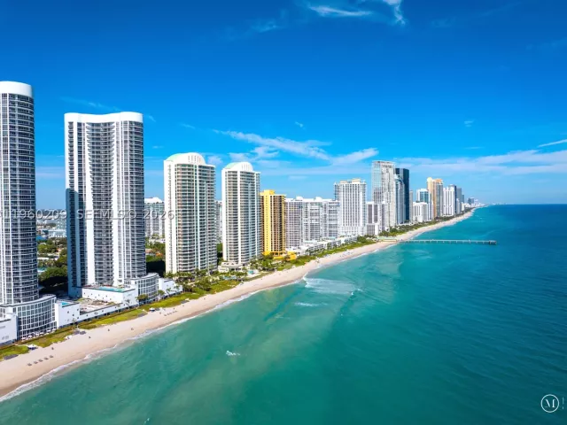 3-bedroom condo for sale in Sunny Isles Beach - 16001 Collins Ave 1201 - MondialRealty