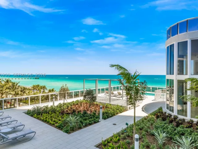 3-bedroom condo for sale in Sunny Isles Beach - 16001 Collins Ave 1201 - MondialRealty