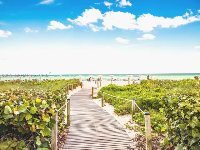 3-bedroom condo for sale in Sunny Isles Beach - 16001 Collins Ave 1201 - MondialRealty