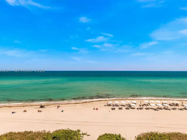 3-bedroom condo for sale in Sunny Isles Beach - 16001 Collins Ave 1201 - MondialRealty