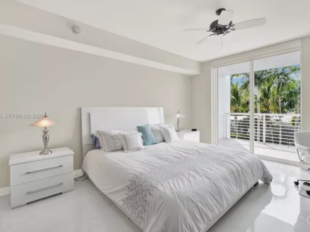 2-bedroom condo for sale in Fort Lauderdale - 2831 N Ocean Blvd 308N - MondialRealty