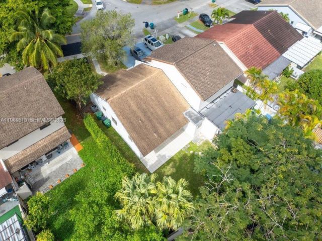 Home for sale at 6417 SW 135th Ave - photo 7524772