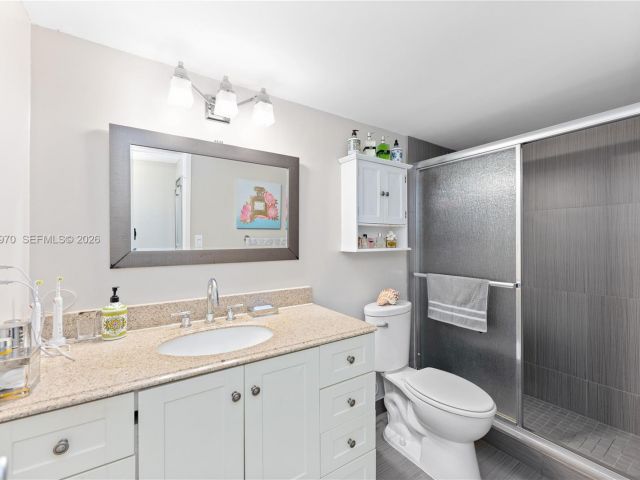 Apartment for rent  Unit #618 - photo 7428361